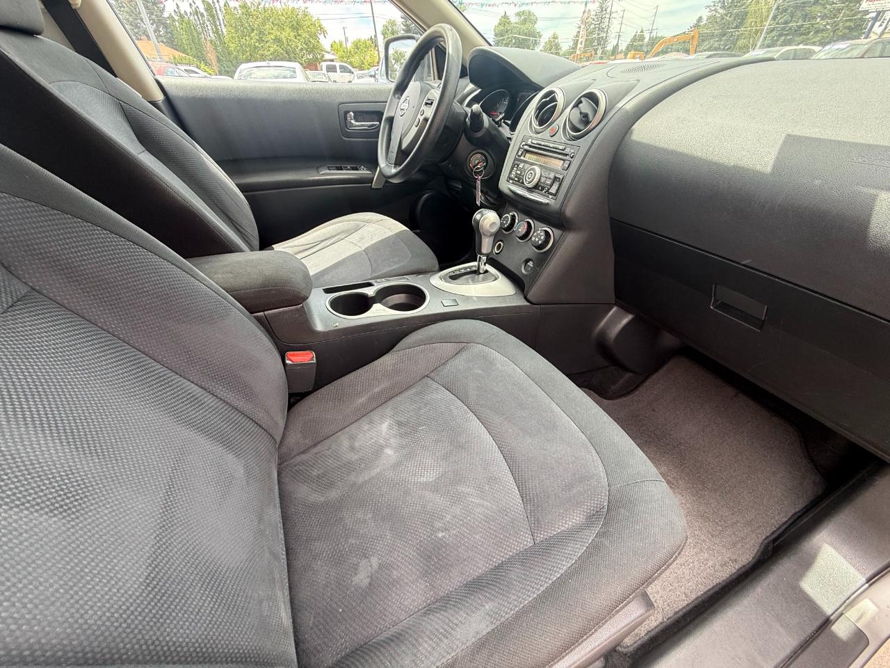 Nissan Rogue S 2013