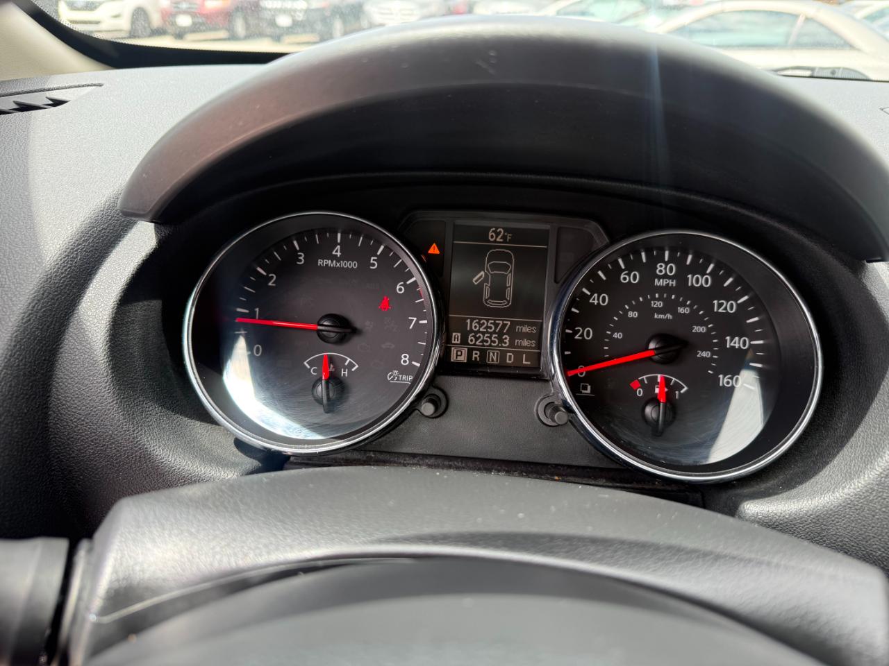 Nissan Rogue S 2013