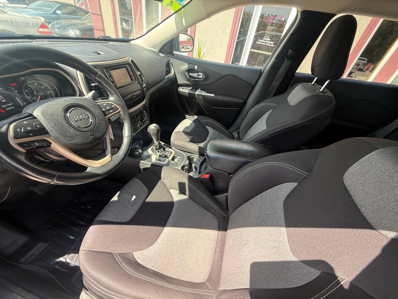 Jeep Cherokee Latitude 2014