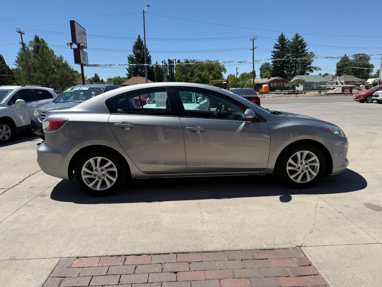 Mazda MAZDA3 i 2012