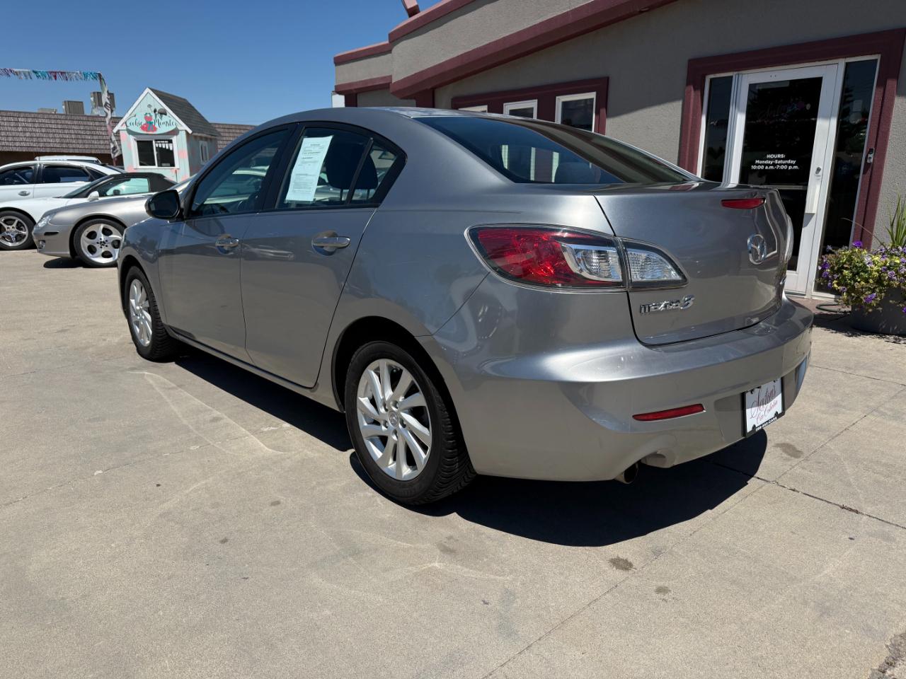 Mazda MAZDA3 i 2012