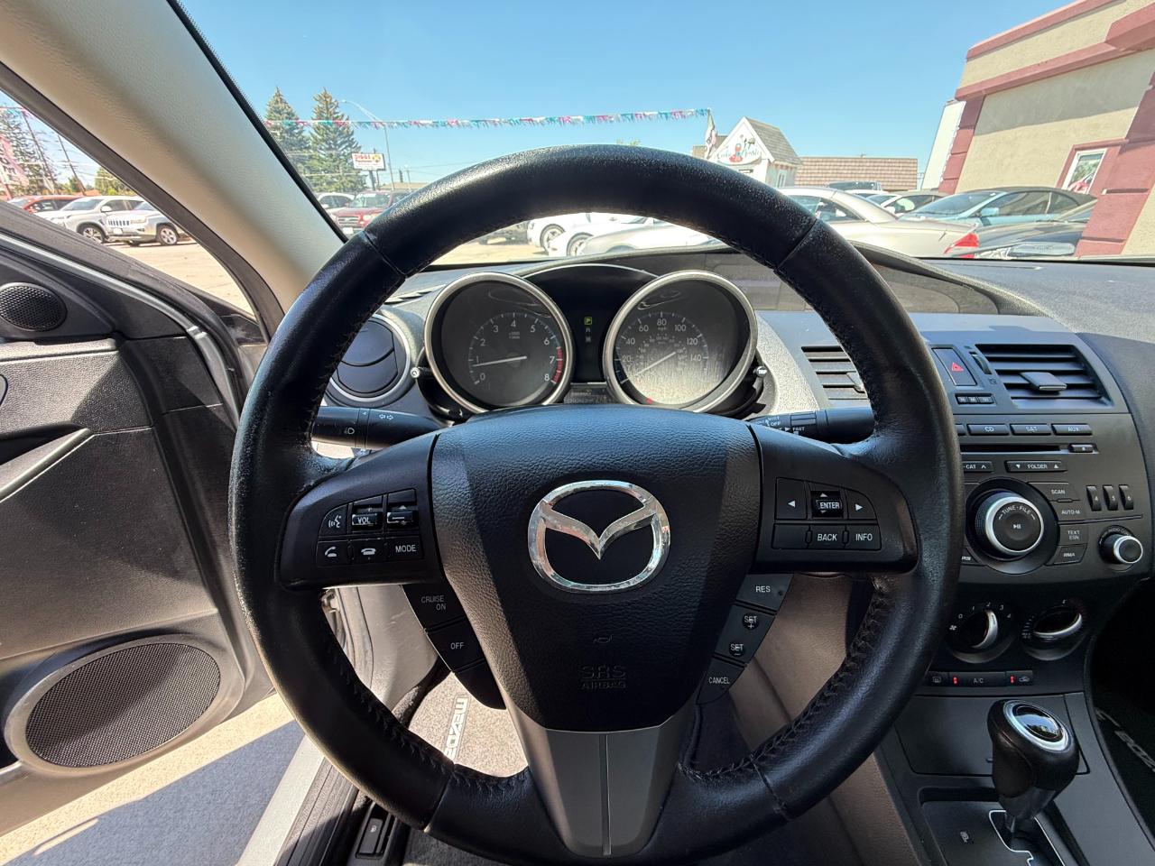 Mazda MAZDA3 i 2012
