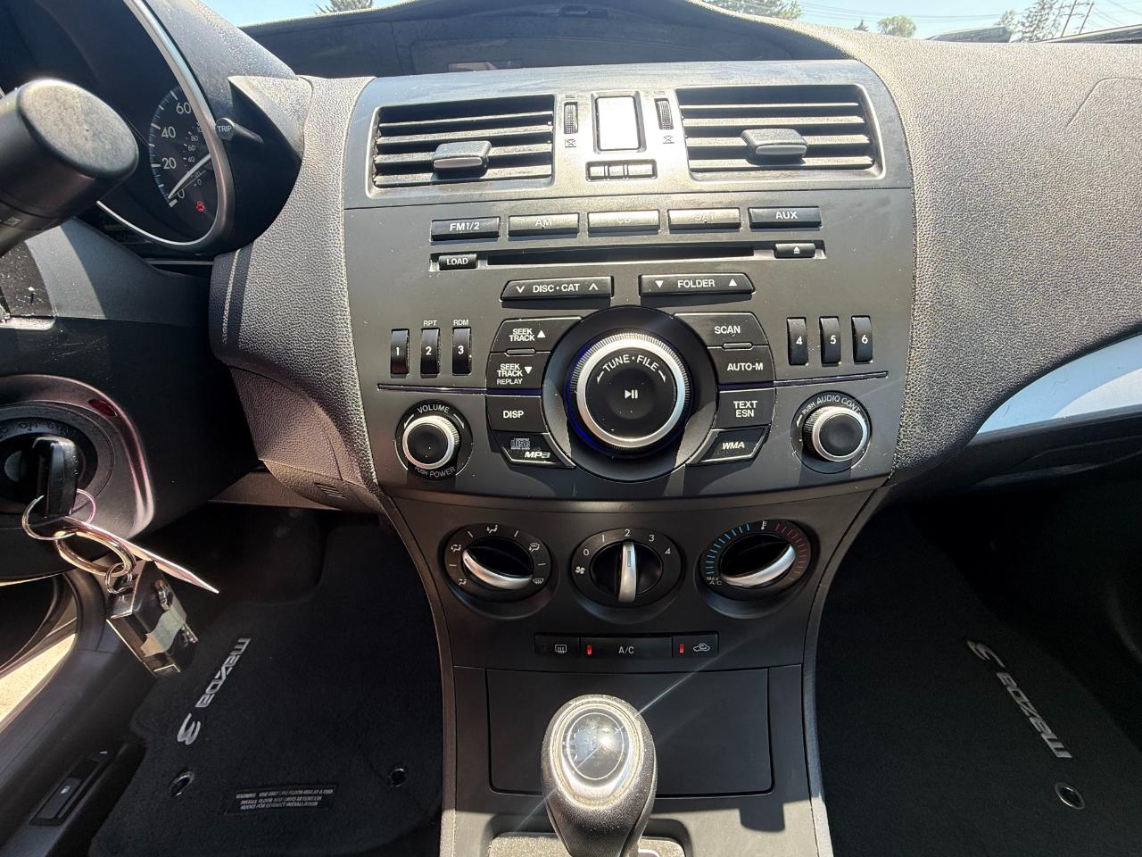 Mazda MAZDA3 i 2012