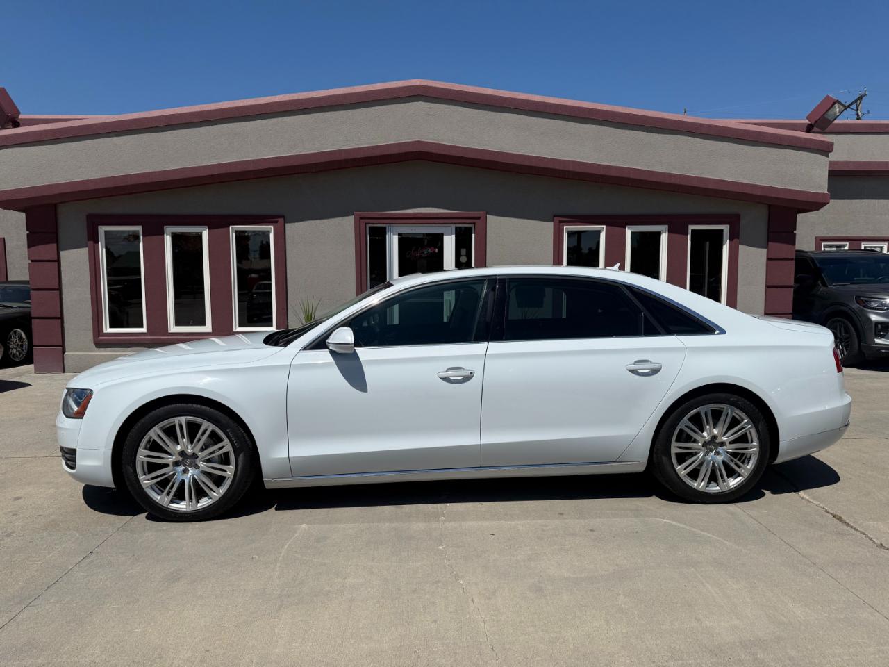 Audi A8 L quattro 2014