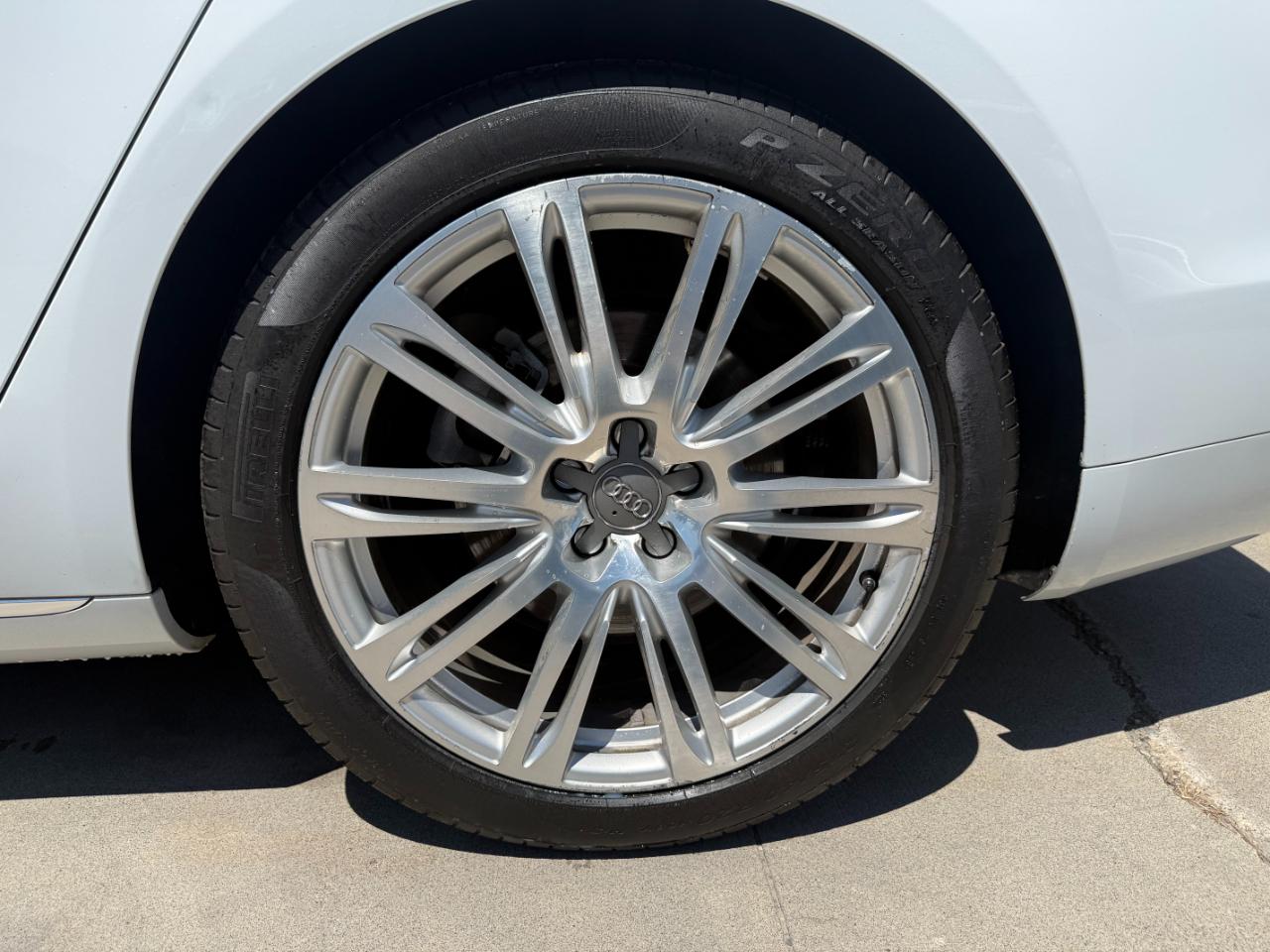 Audi A8 L quattro 2014