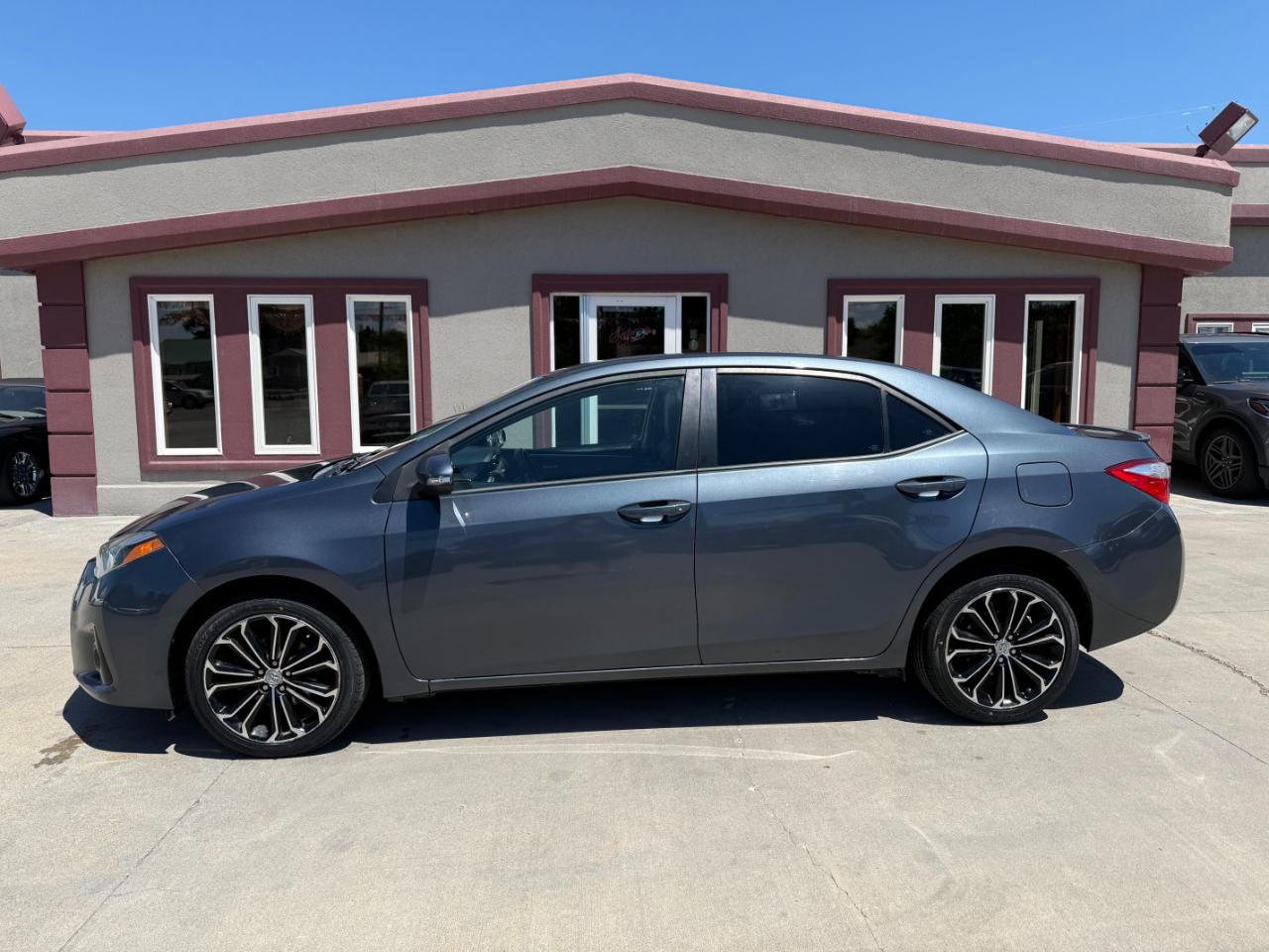 Toyota Corolla  2016