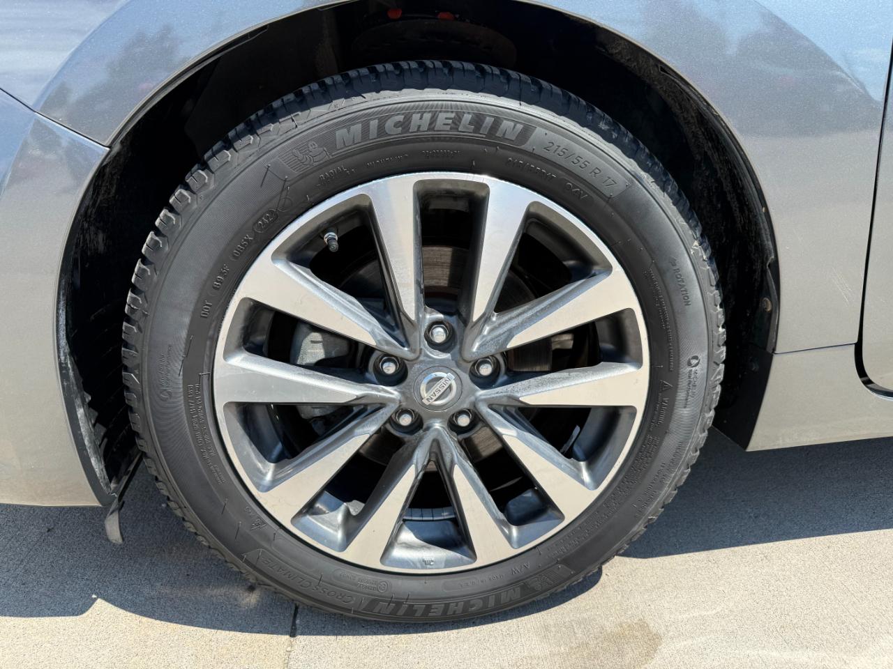 Nissan Altima 2.5 SV 2017