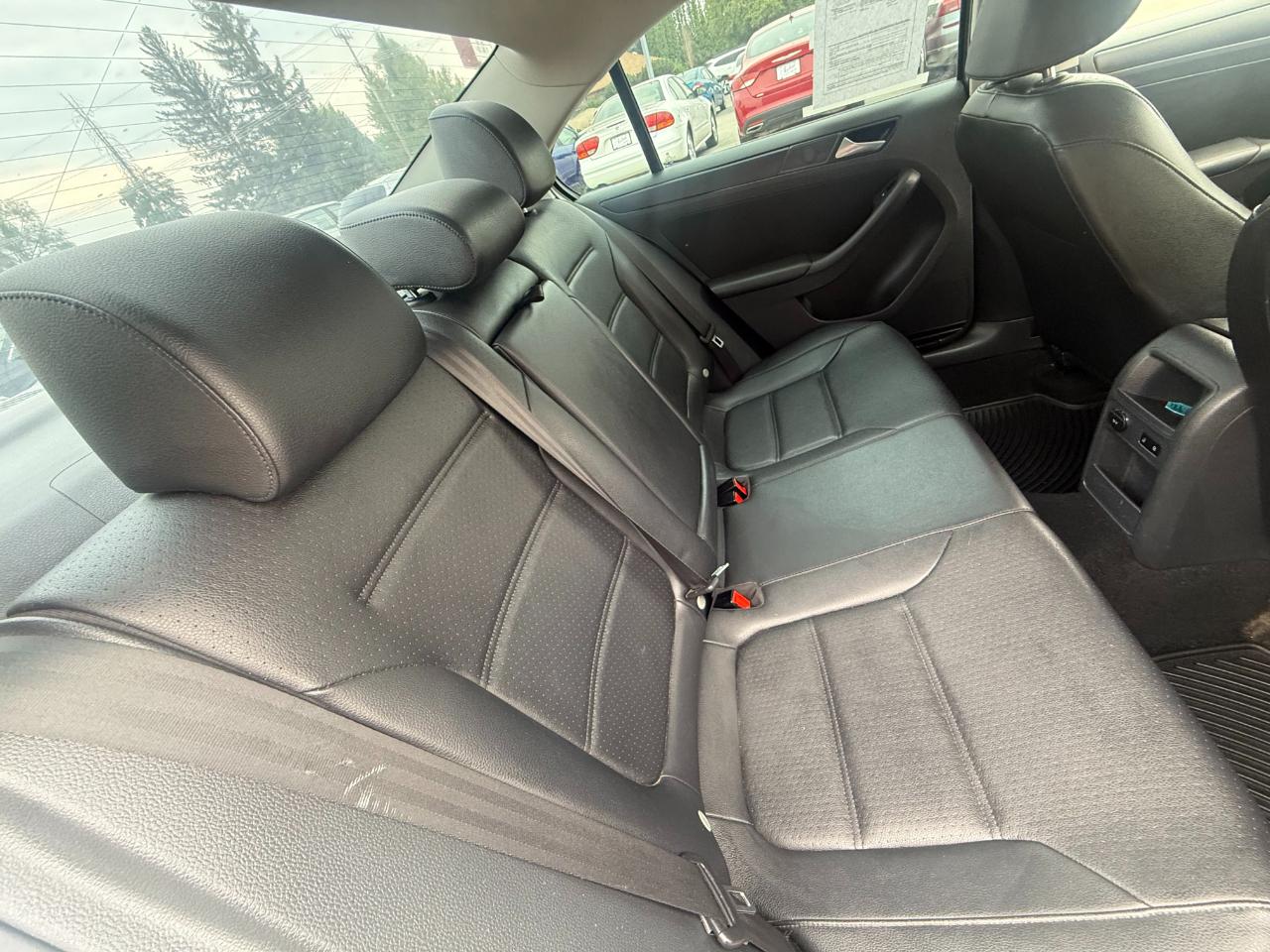 Volkswagen Jetta SE 2014
