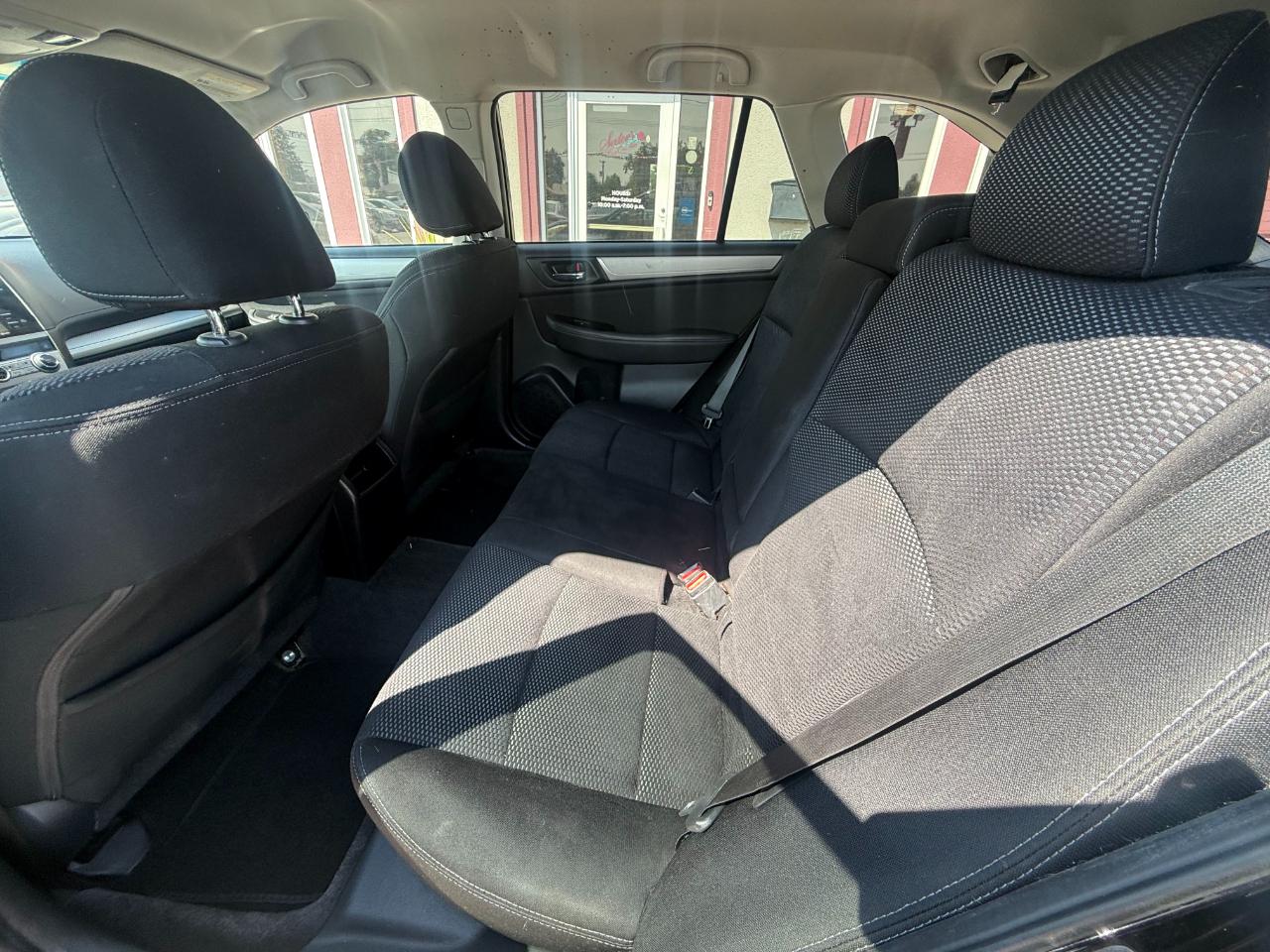 Subaru Outback 2.5i Premium 2015