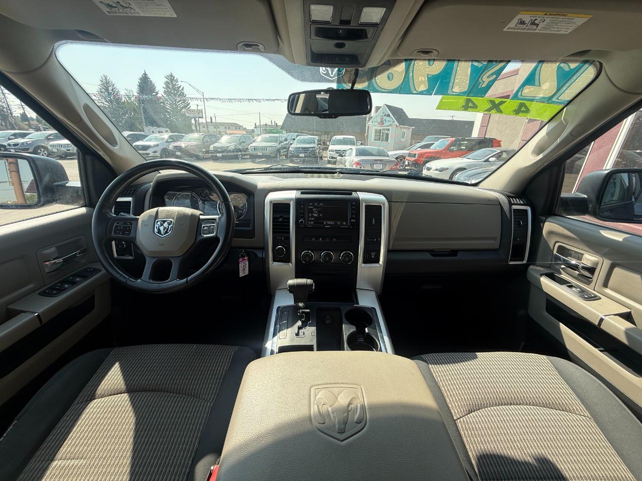 RAM 1500 SLT 2012