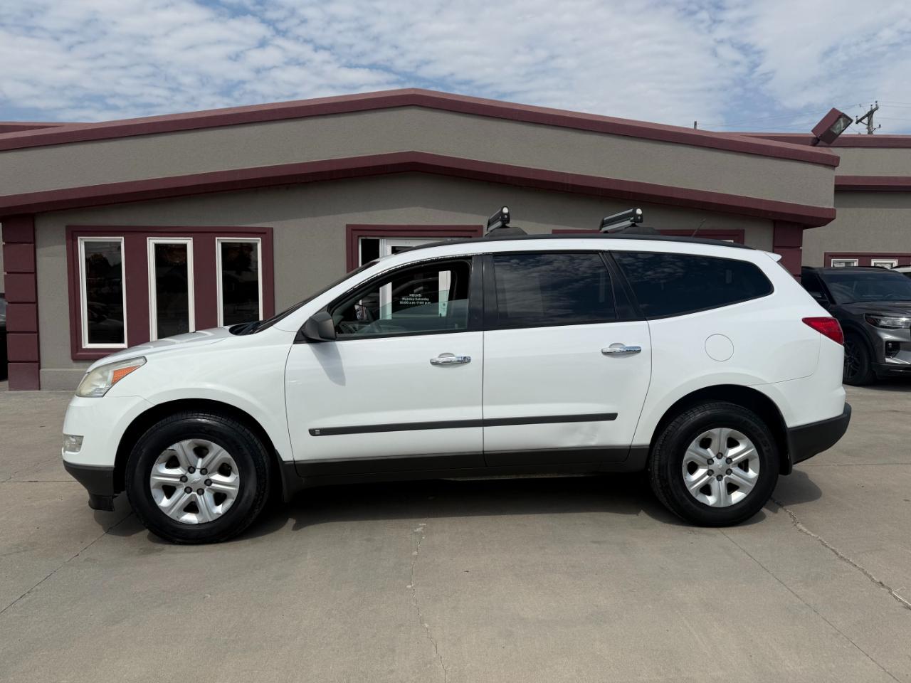 Chevrolet Traverse LS 2010