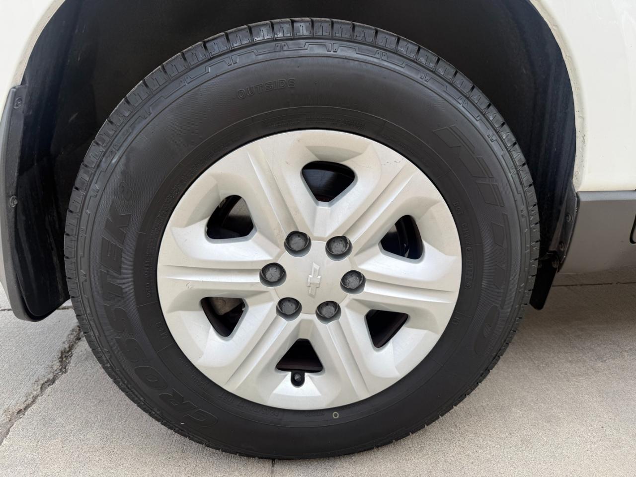 Chevrolet Traverse LS 2010