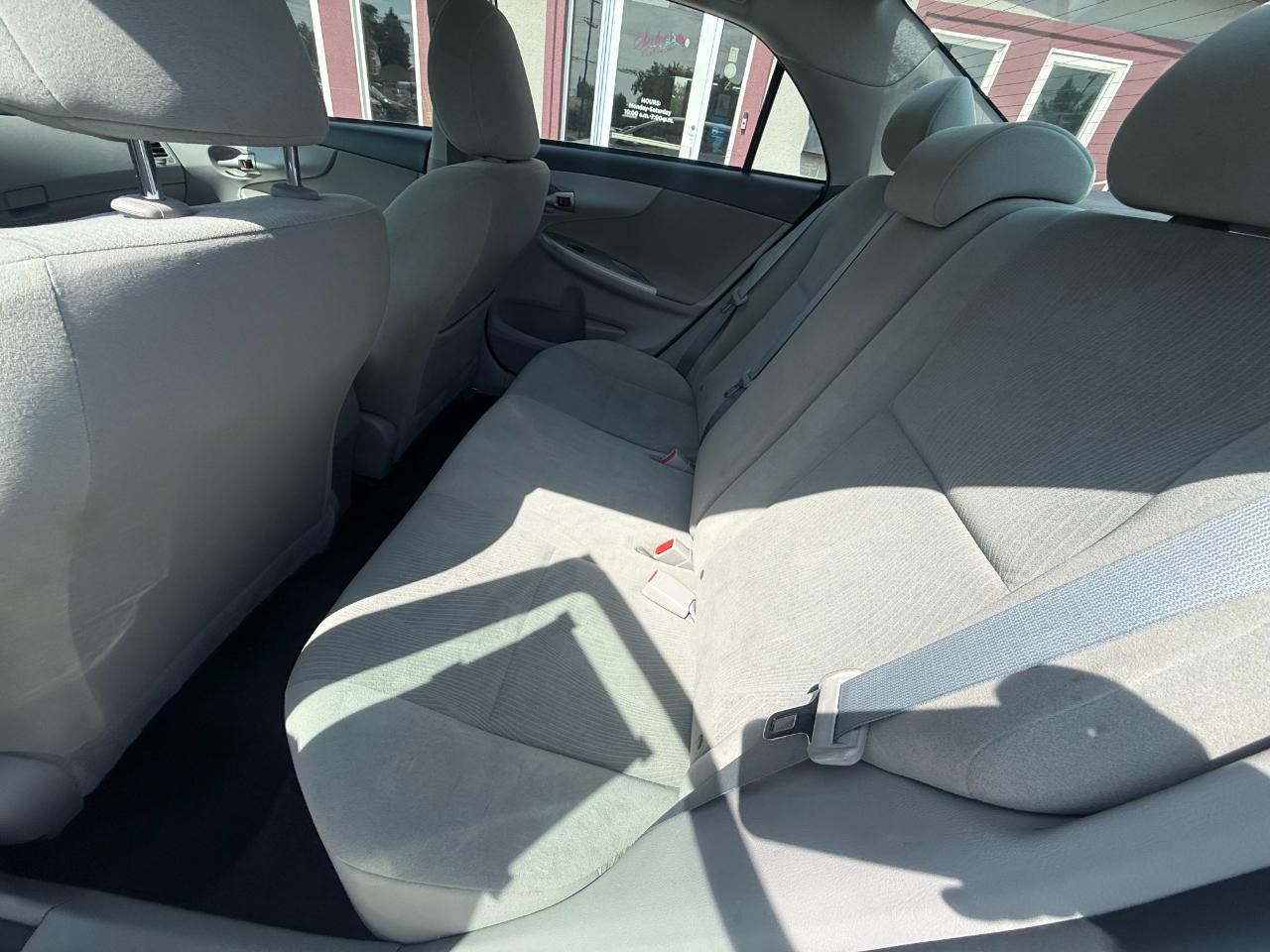 Toyota Corolla LE 2013