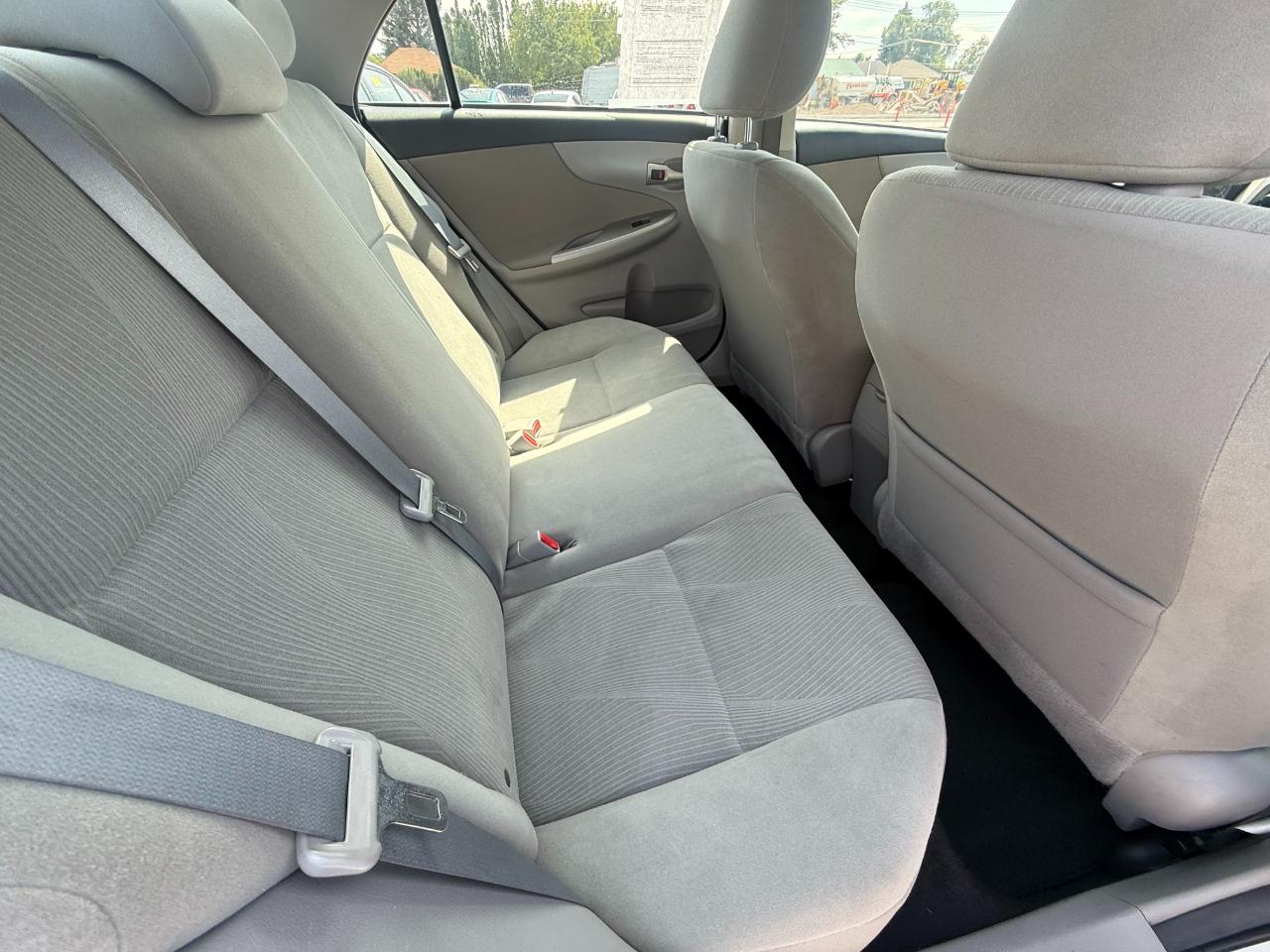 Toyota Corolla LE 2013