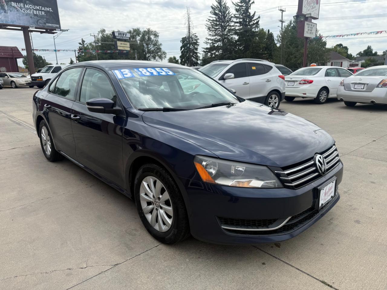 Volkswagen Passat S 2013