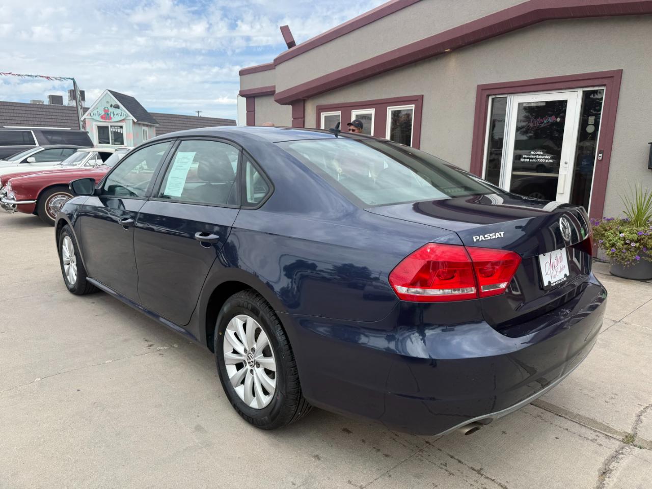 Volkswagen Passat S 2013