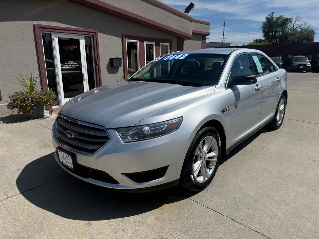 Ford Taurus SE 2015