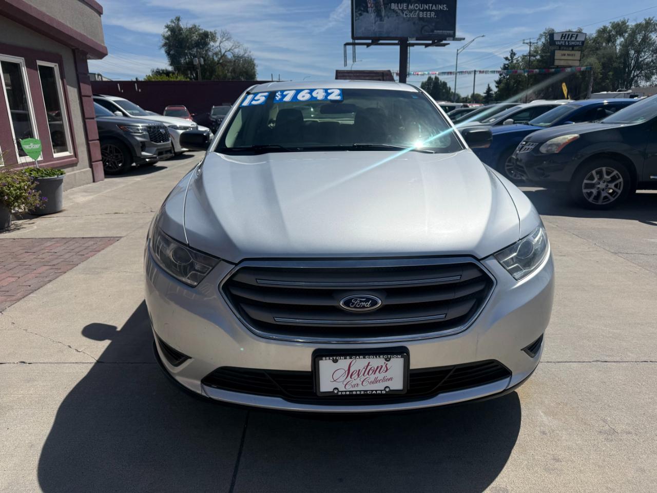 Ford Taurus SE 2015