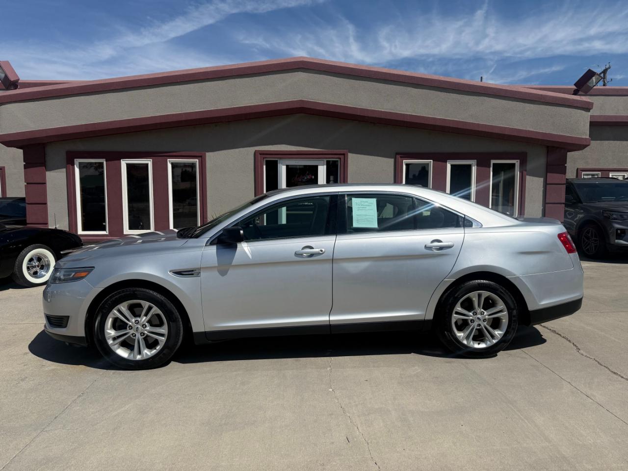 Ford Taurus SE 2015