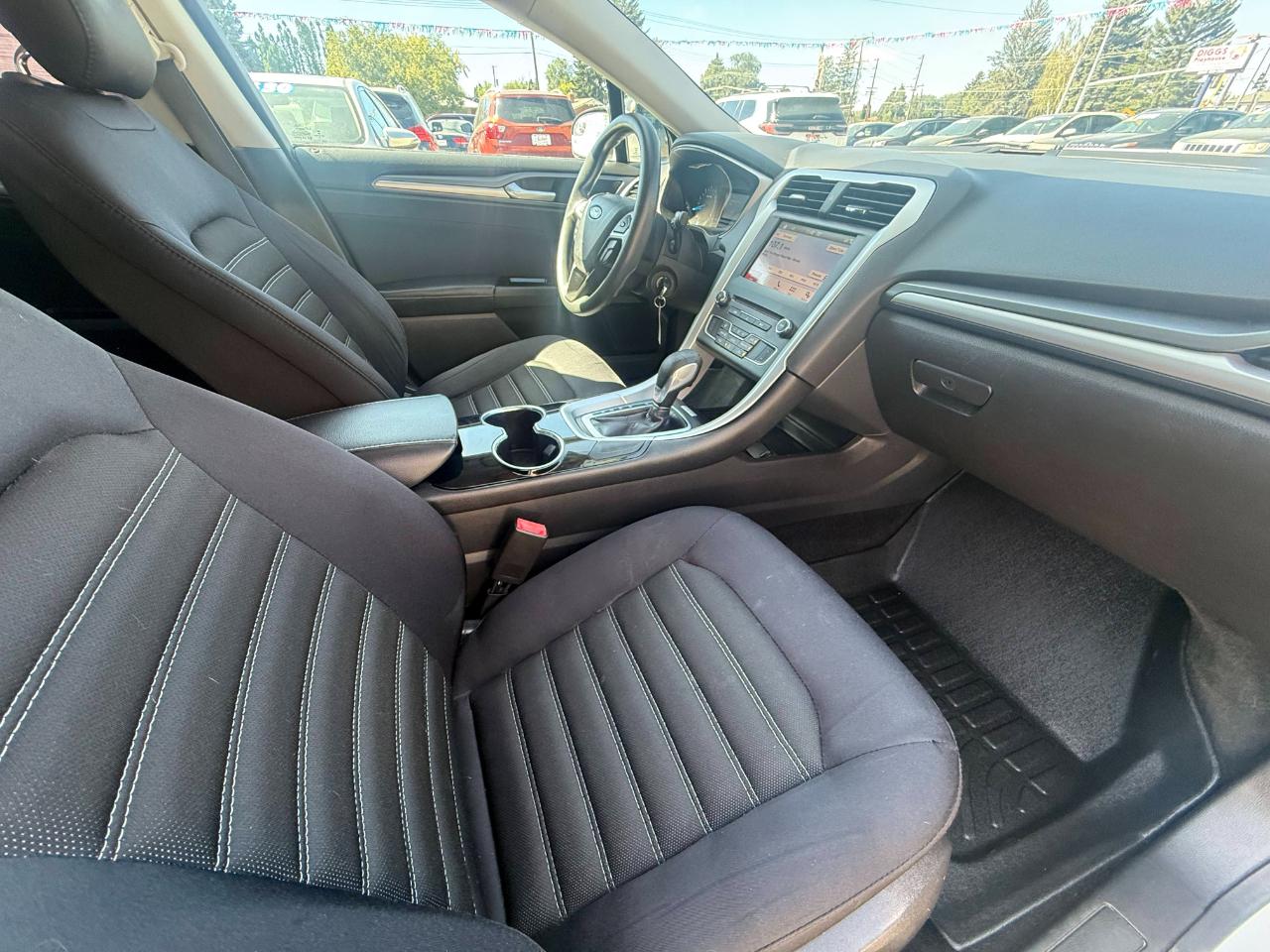 Ford Fusion SE 2014