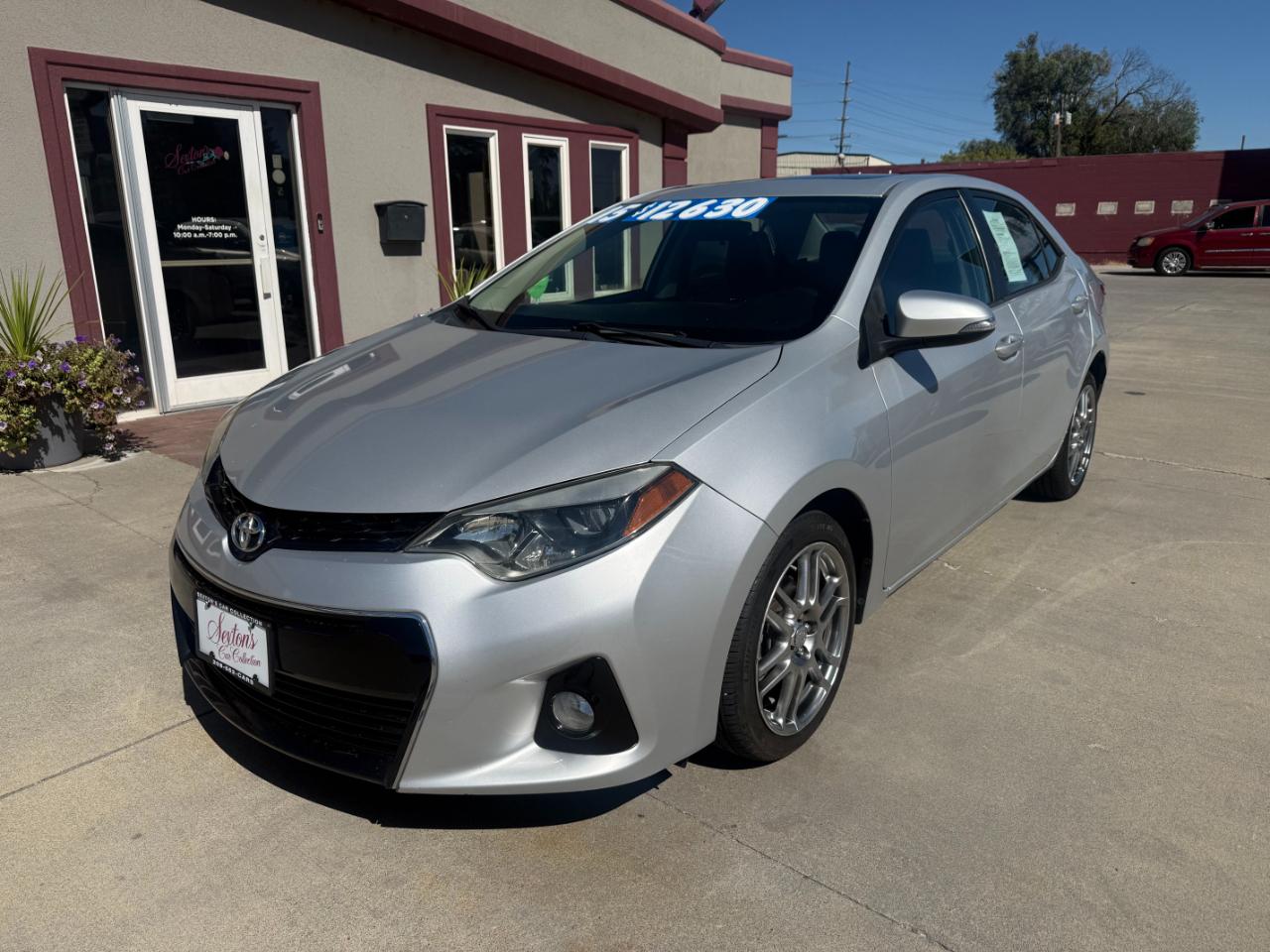 Toyota Corolla  2015