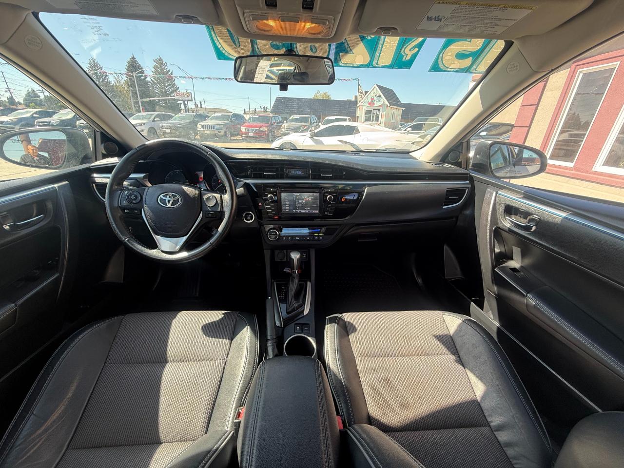 Toyota Corolla  2015