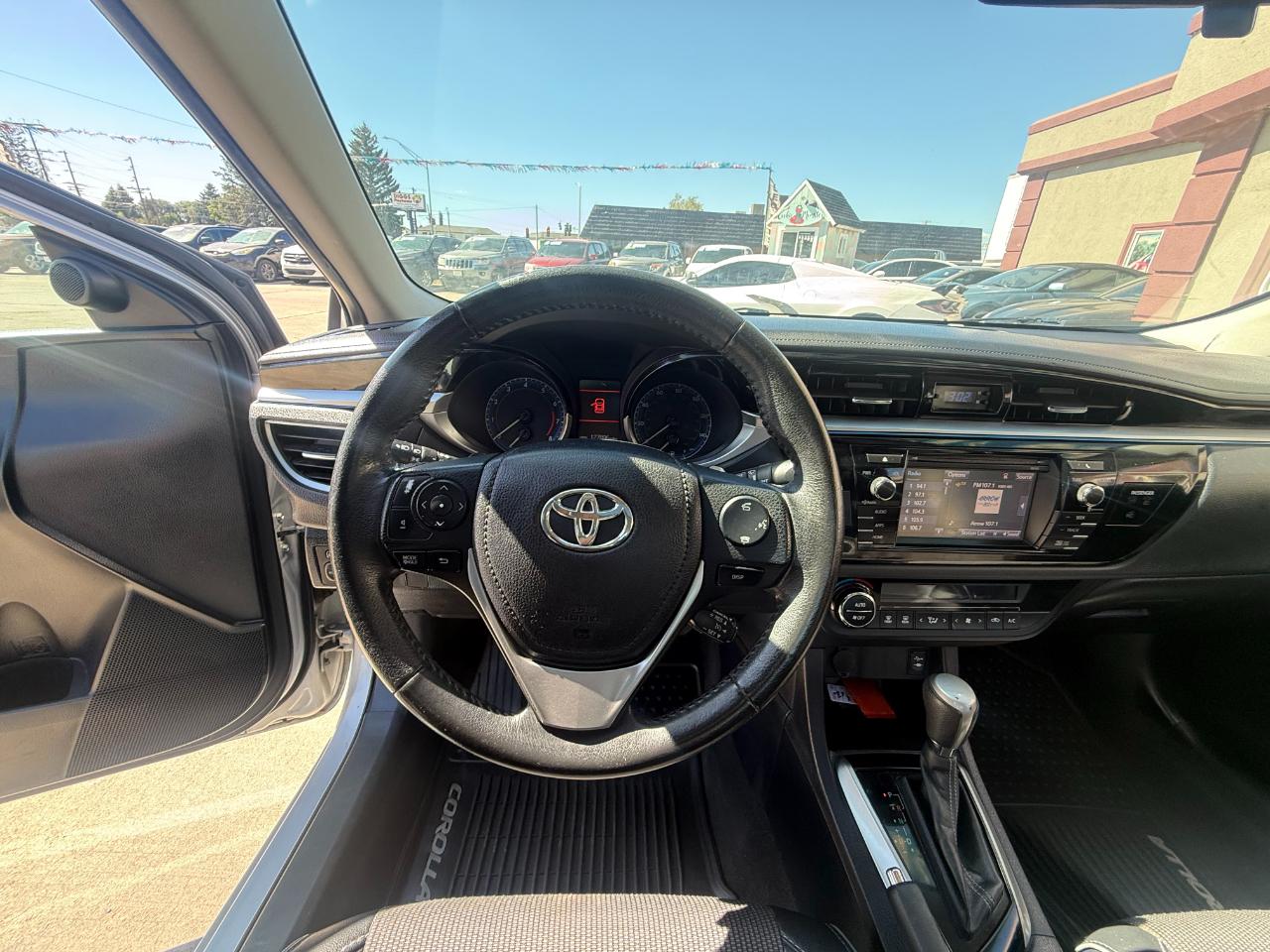 Toyota Corolla  2015