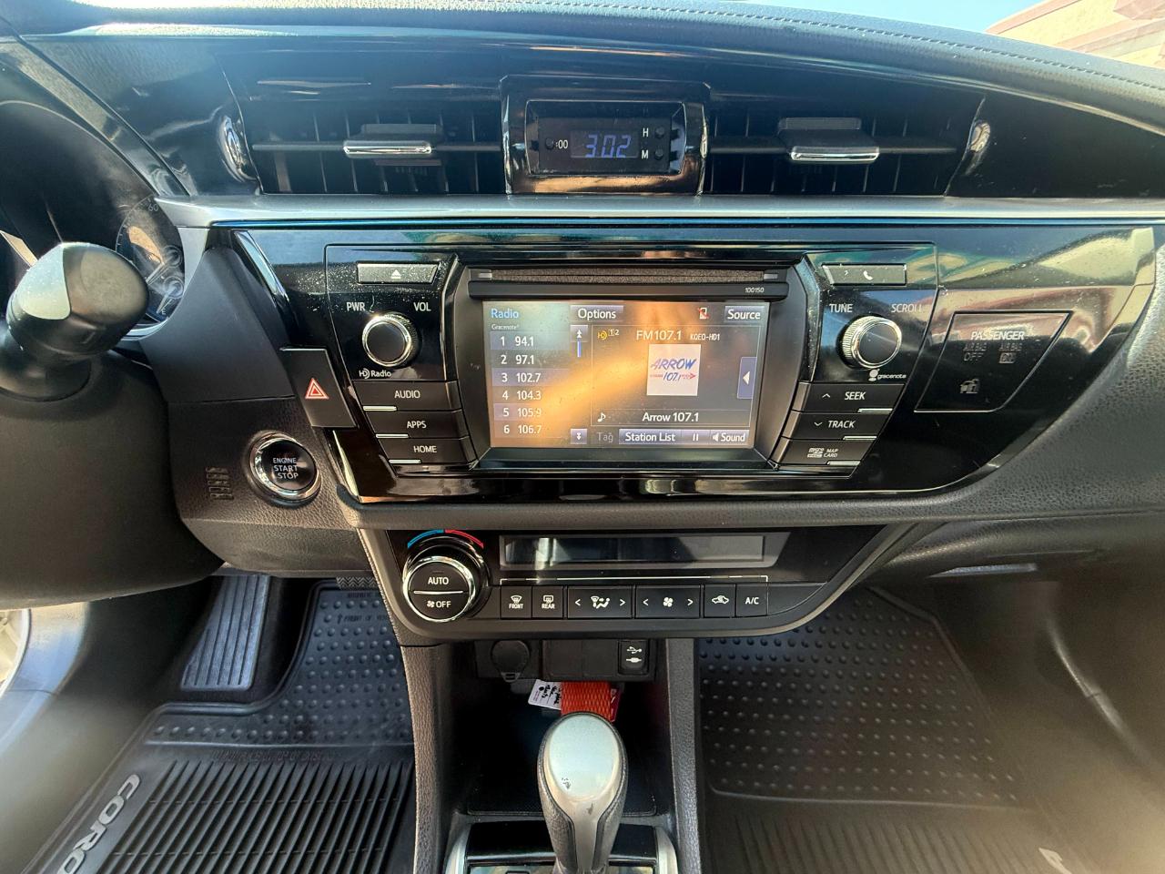 Toyota Corolla  2015