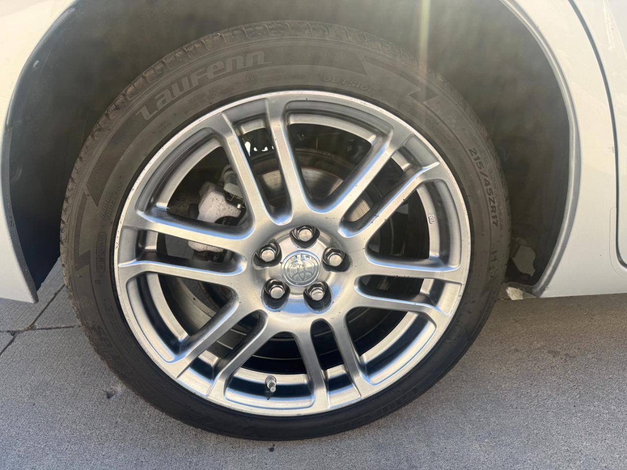 Toyota Corolla  2015
