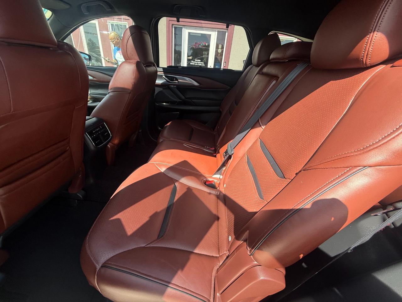 Mazda CX-9 Signature 2016