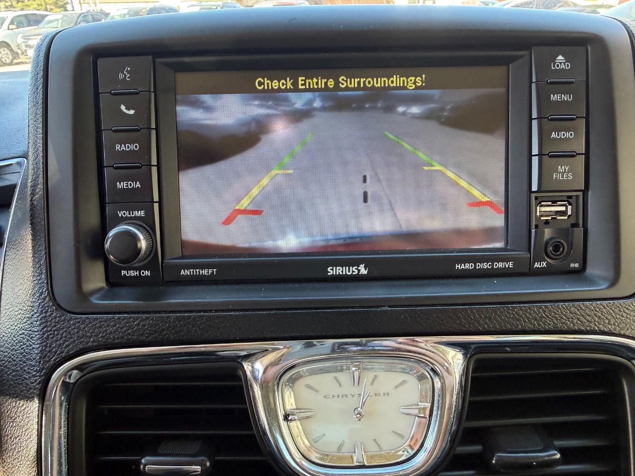 Chrysler Town & Country  2014