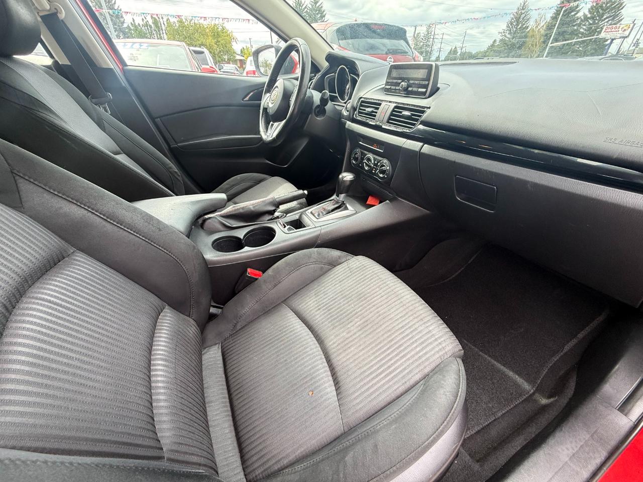 Mazda MAZDA3  2014