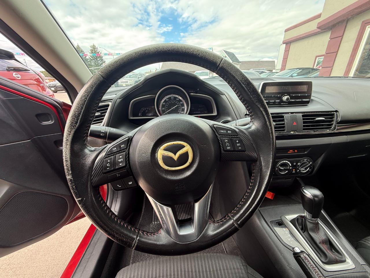 Mazda MAZDA3  2014