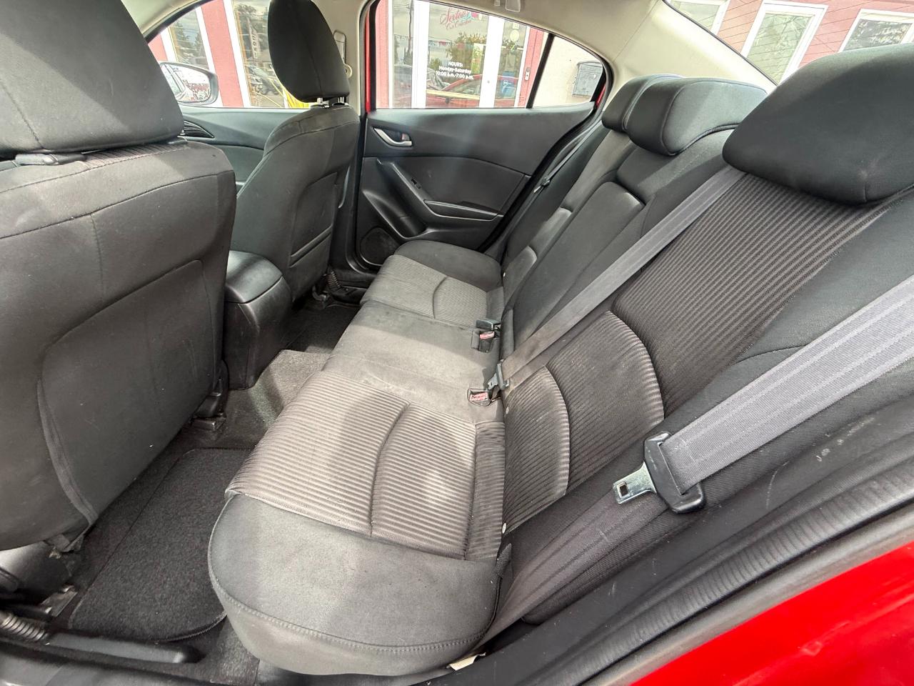 Mazda MAZDA3  2014