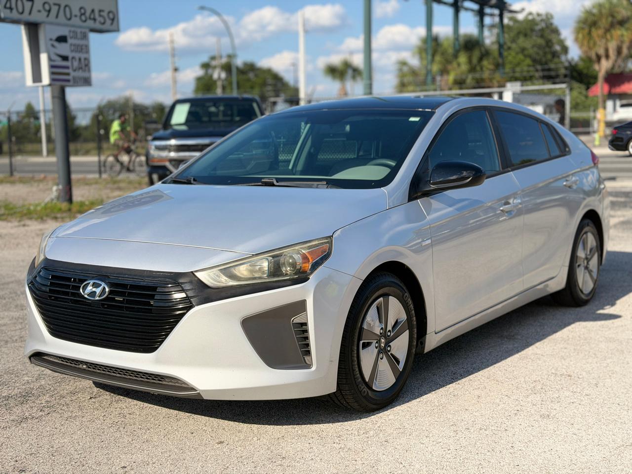 2017 Hyundai Ioniq Hybrid Blue