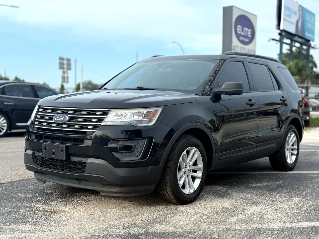 2017 Ford Explorer Base FWD
