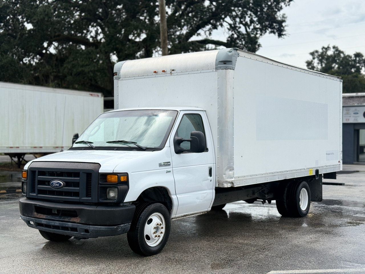 2015 Ford Econoline E-350 Super Duty
