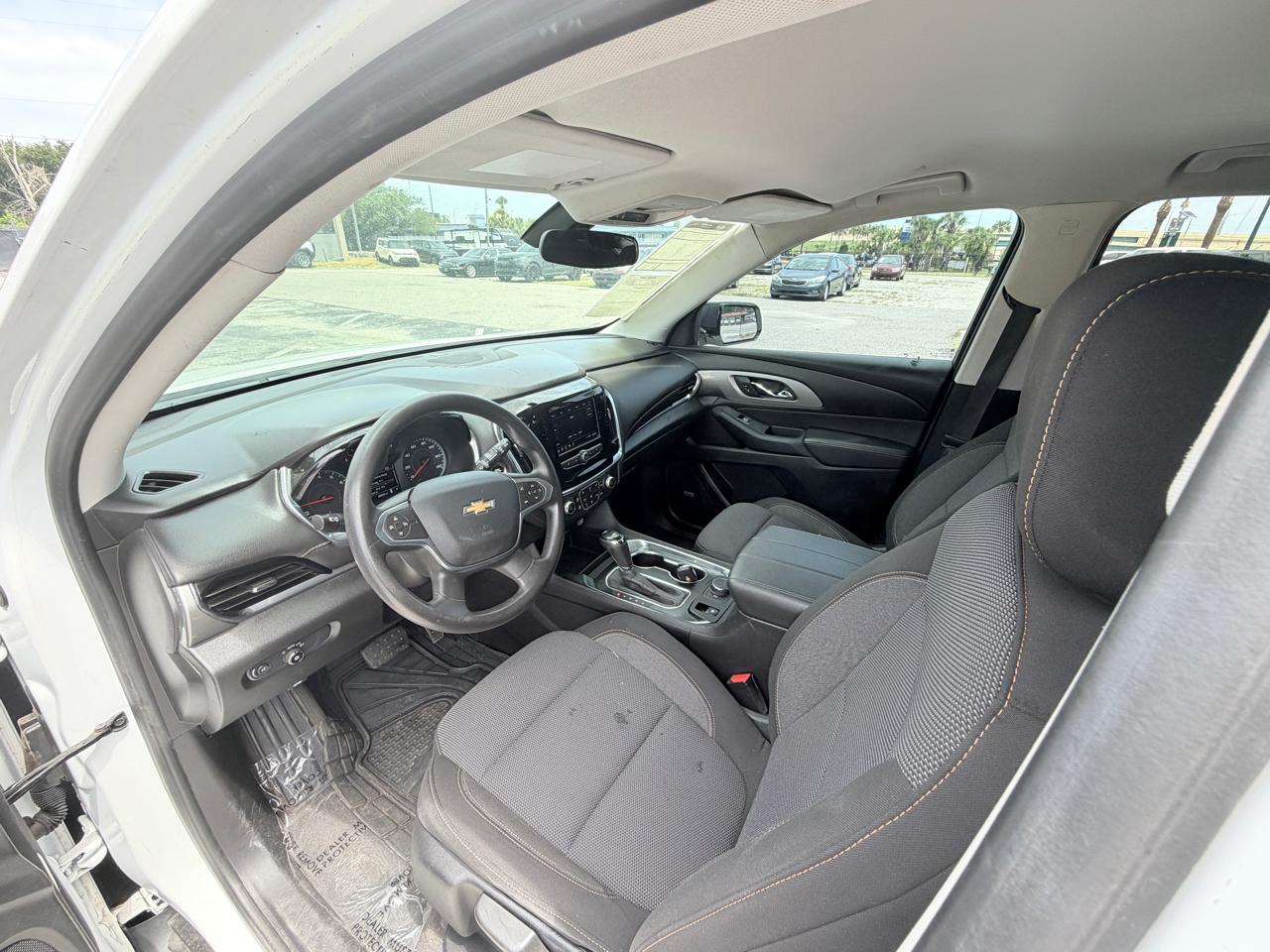 2020 Chevrolet Traverse LS - Photo 12