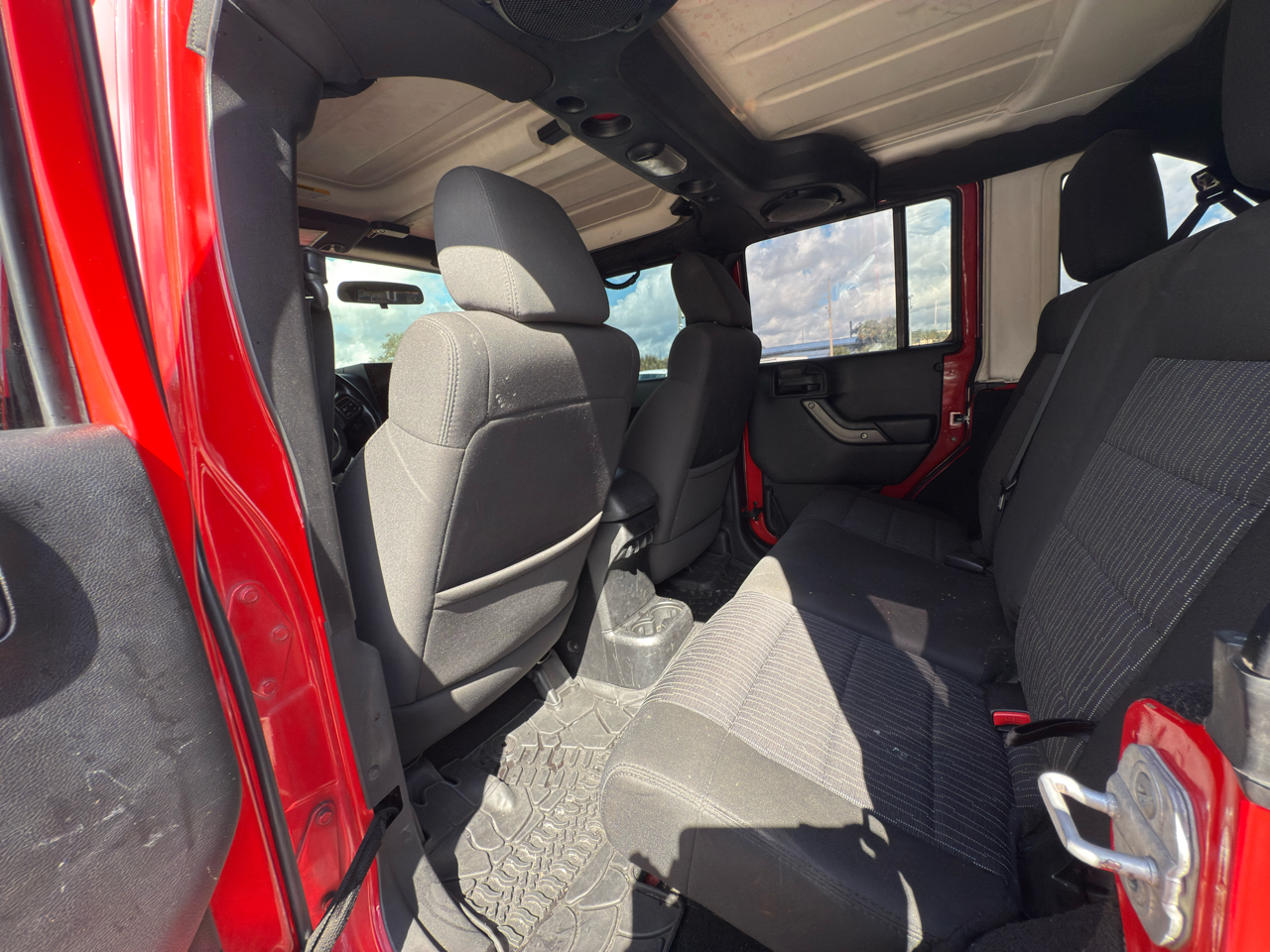 Jeep Wrangler Unlimited Sport 4WD 2012