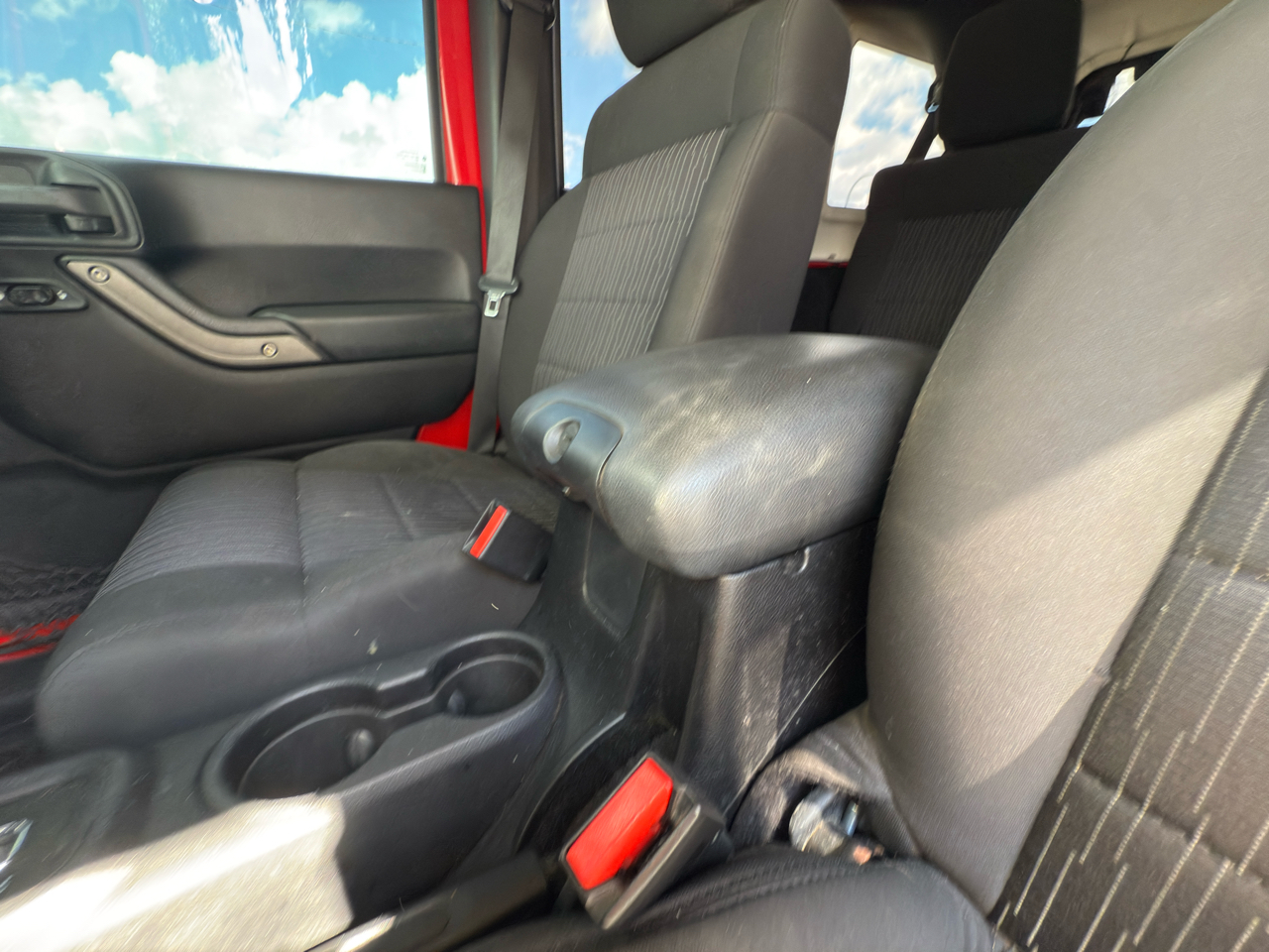 Jeep Wrangler Unlimited Sport 4WD 2012