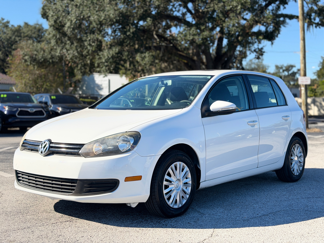 2012 Volkswagen Golf Base