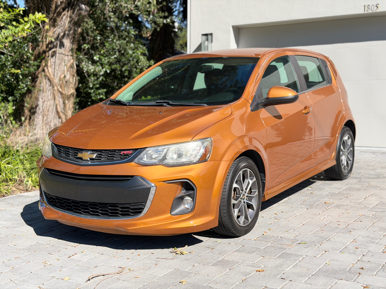 2017 Chevrolet Sonic LT Auto 5-Door