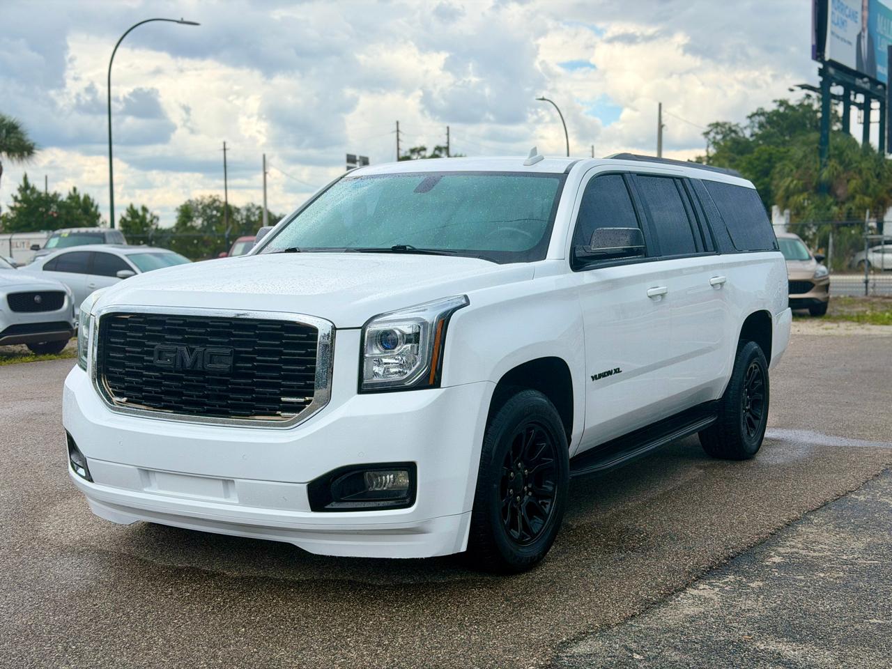 2020 GMC Yukon XL SLE 2WD
