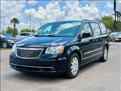 2015 Chrysler Town & Country 