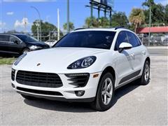 2018 Porsche Macan 