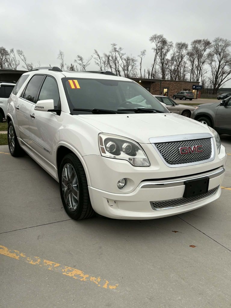 GMC Acadia  2011