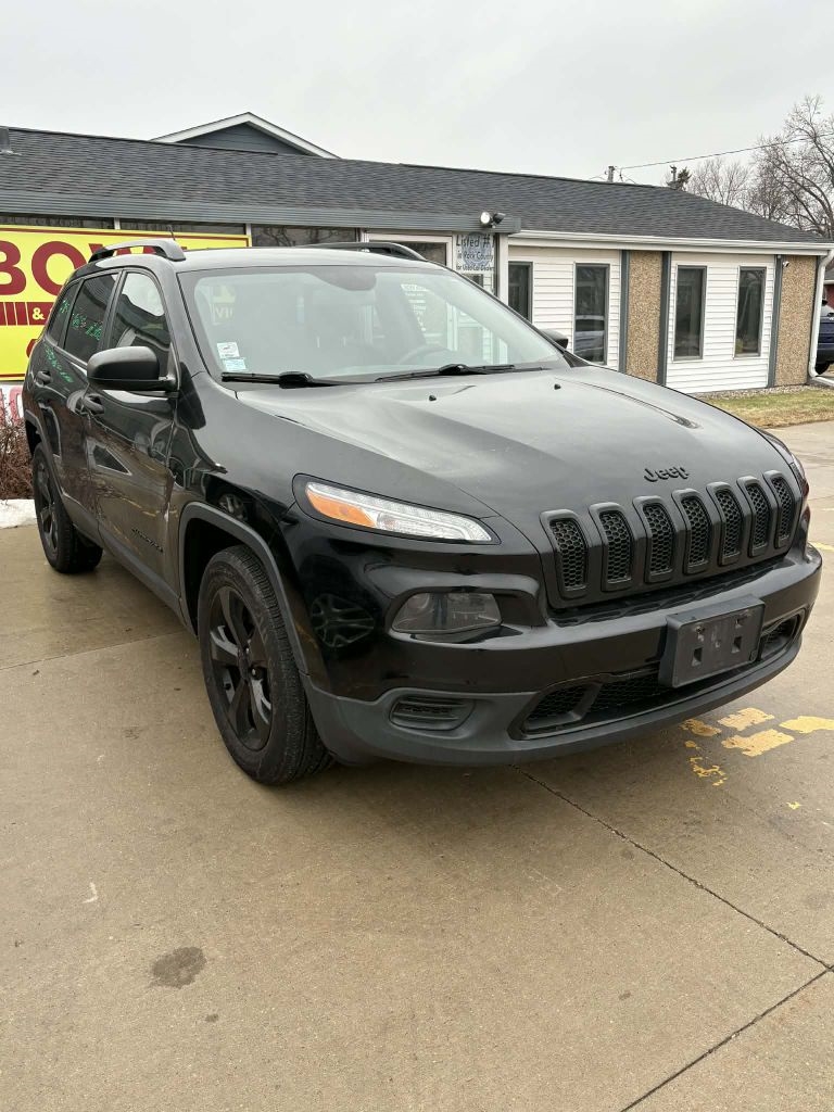 2017 Jeep Cherokee Sport Altitude's photo