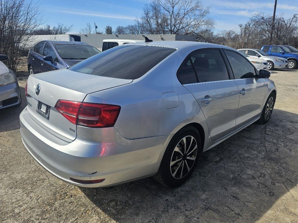 Volkswagen Jetta  2015