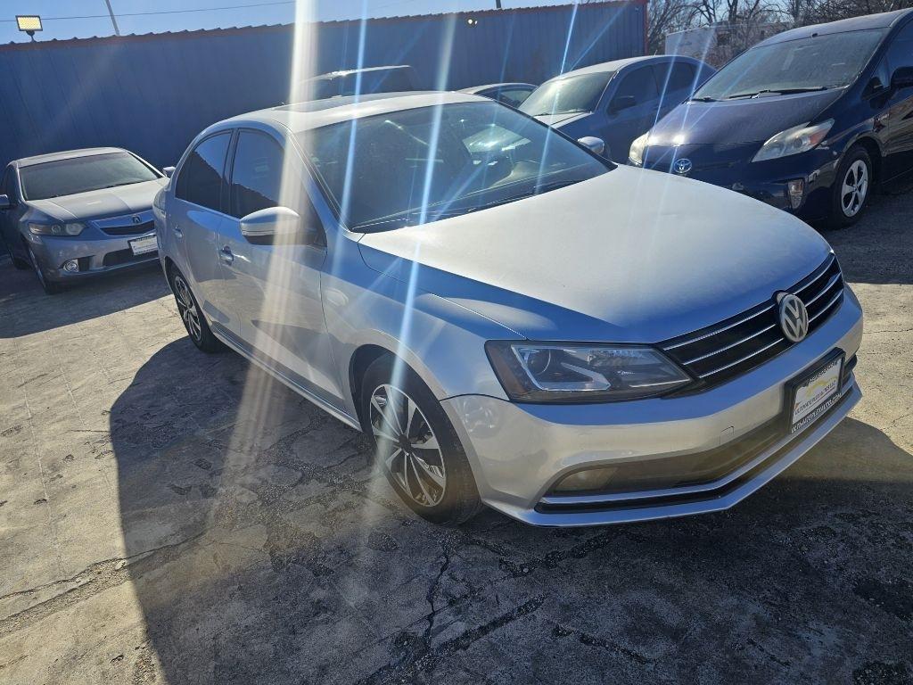Volkswagen Jetta  2015