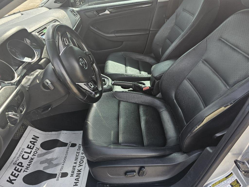 Volkswagen Jetta  2015